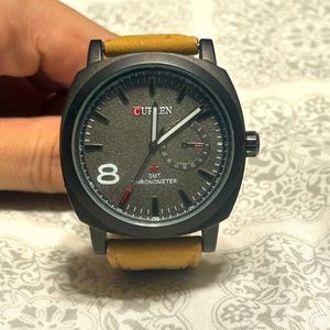 Mens CURREN water resistant watch with genuine leather band